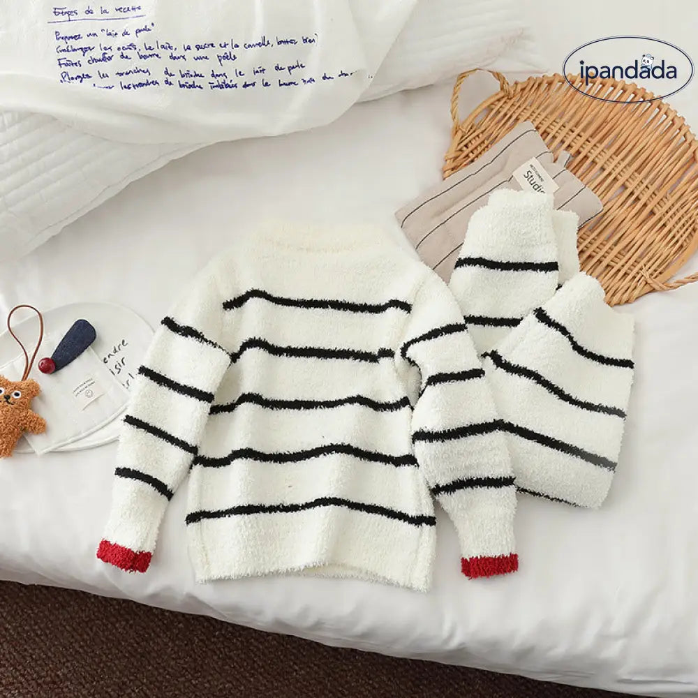 男の子 フリース ルームウェア 保温 加厚 子供 秋冬 女の子 ベビー キャラクター フリース 2点セット パジャマ ID2924