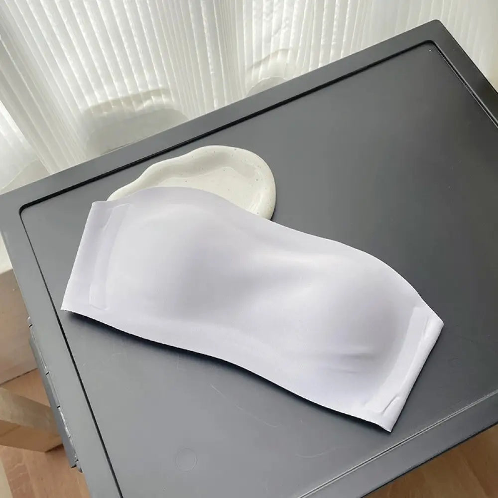 ID1111 ノンワイヤー ヌーブラ 小胸専用(A～Cカップ) シリコン防滑 3D立体裁断 脇肉集中 自然膨らみ シームレス 美背中デザイン パーティーインナー ライトパープル / S 37.5～50kg対応 32/70ABC
