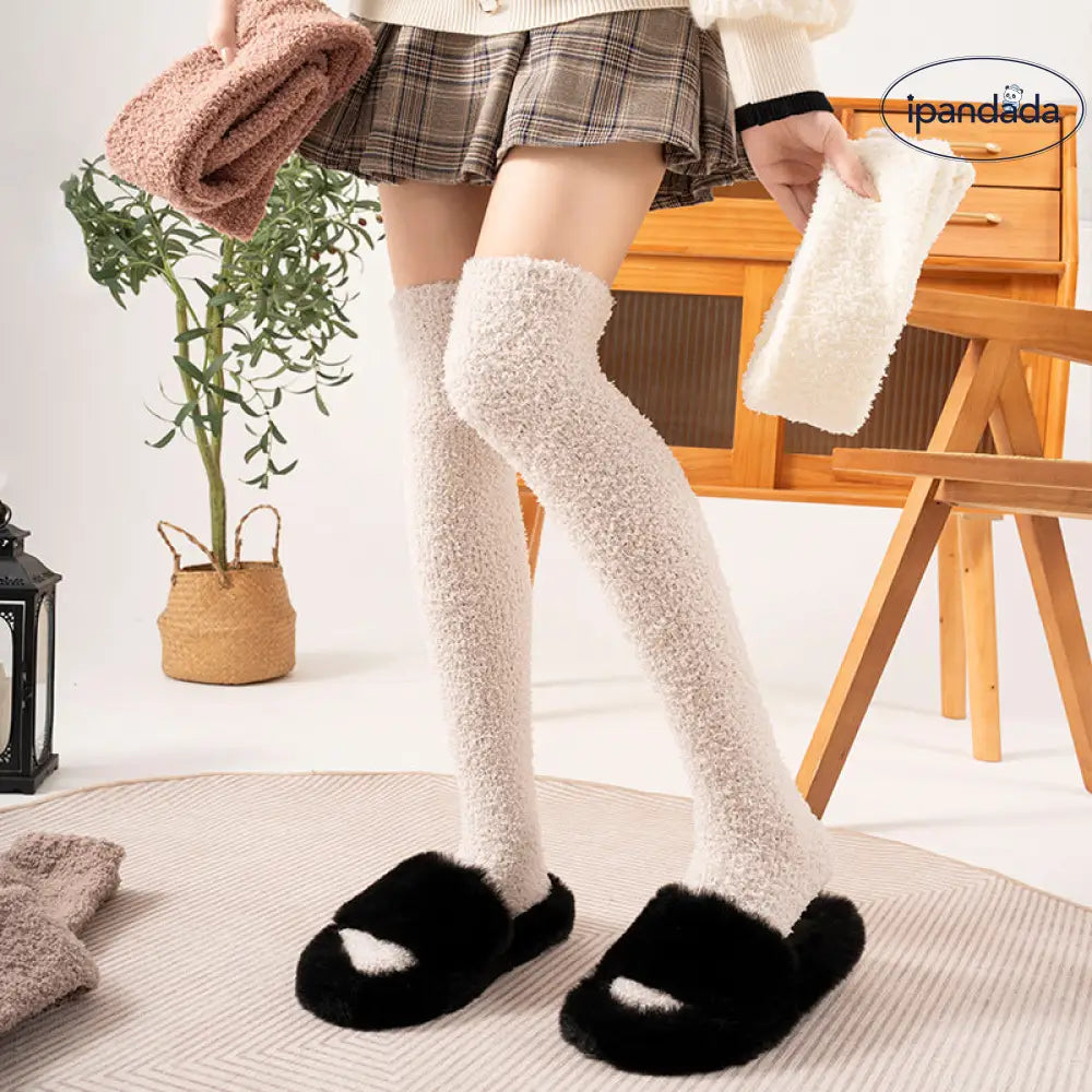 女性用 コーラルフリース ニーハイソックス 加绒加厚 高筒 毛抜けしない 秋冬モデル 保温 美脚効果 長筒ソックス ID3099 インテリア雑貨＞ファッション雑貨