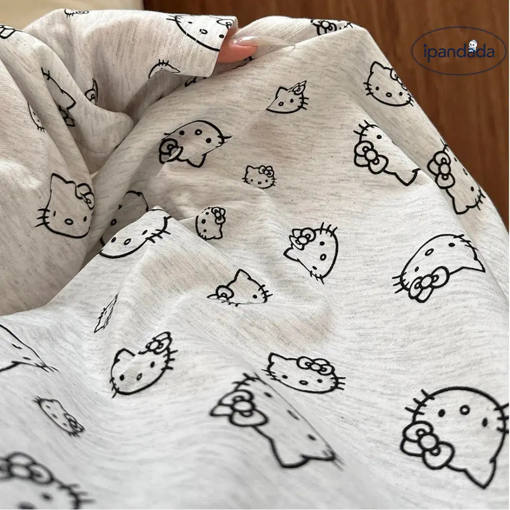 お出かけ着 としても使える パジャマ レディース 春 長袖 ハローキティ 韓国風 かわいい プリント 総柄 部屋着 ルームウェア セットアップ ツーピース カジュアル おしゃれ リラックス 新作 プレゼント ID4251