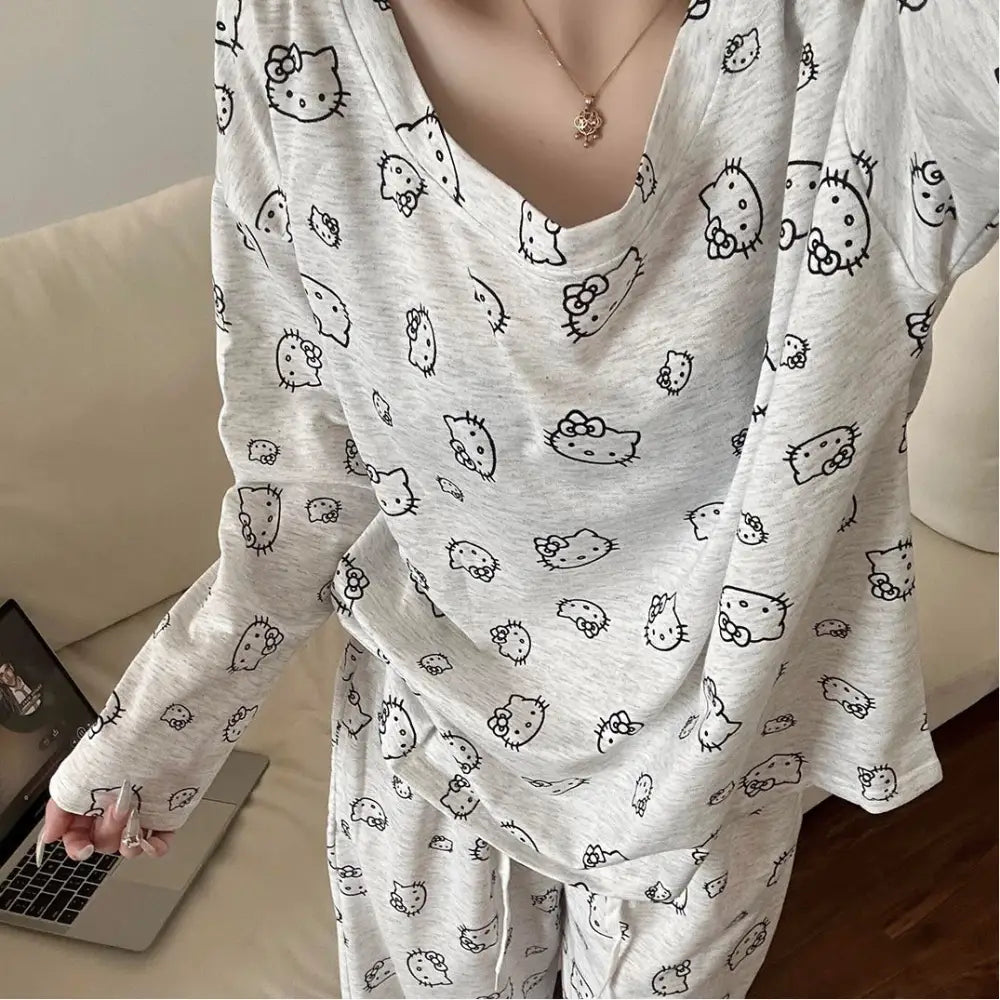 お出かけ着 としても使える パジャマ レディース 春 長袖 ハローキティ 韓国風 かわいい プリント 総柄 部屋着 ルームウェア セットアップ ツーピース カジュアル おしゃれ リラックス 新作 プレゼント ID4251 写真通り / S