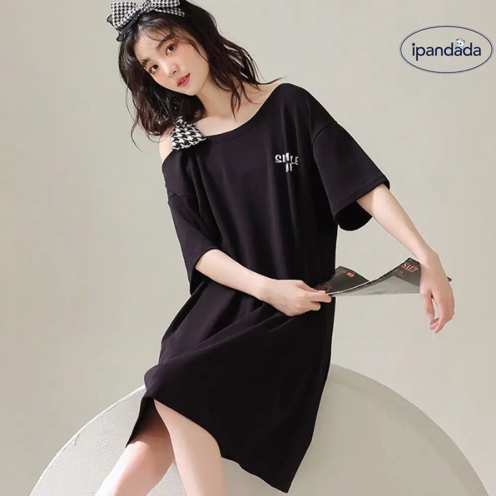 ID1132 オフショルダー ワンピース パジャマ 夏用 ゆったりサイズ おしゃれ ルームウェア お出かけ対応 レディース＞ワンピース