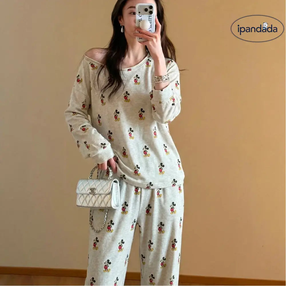 オフショルダースリーブ ミッキー パジャマ セット 大人可愛い 春 新作 長袖 長ズボン 部屋着 ホームウェア 快適 オーバーサイズ プレゼント ギフト ID4152 レディース＞セットアップ