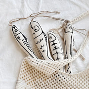 ID717 おもちゃ 猫じゃらし 漫画 魚 キャットニップ おもちゃ 猫 一人遊び ストレス解消 噛む 耐久性 高い 引っ掻き 対策 ペット グッズ ペット用品＞おもちゃ