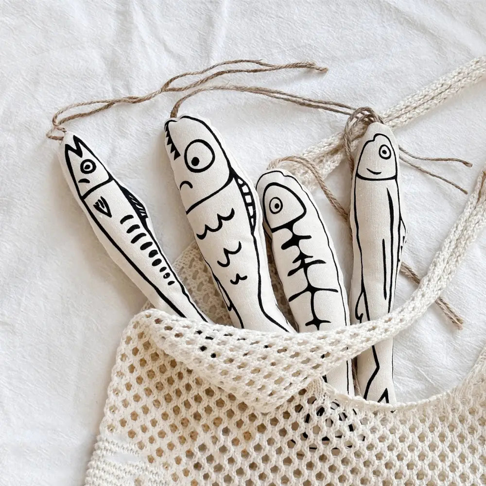 ID717 おもちゃ 猫じゃらし 漫画 魚 キャットニップ おもちゃ 猫 一人遊び ストレス解消 噛む 耐久性 高い 引っ掻き 対策 ペット グッズ ペット用品＞おもちゃ