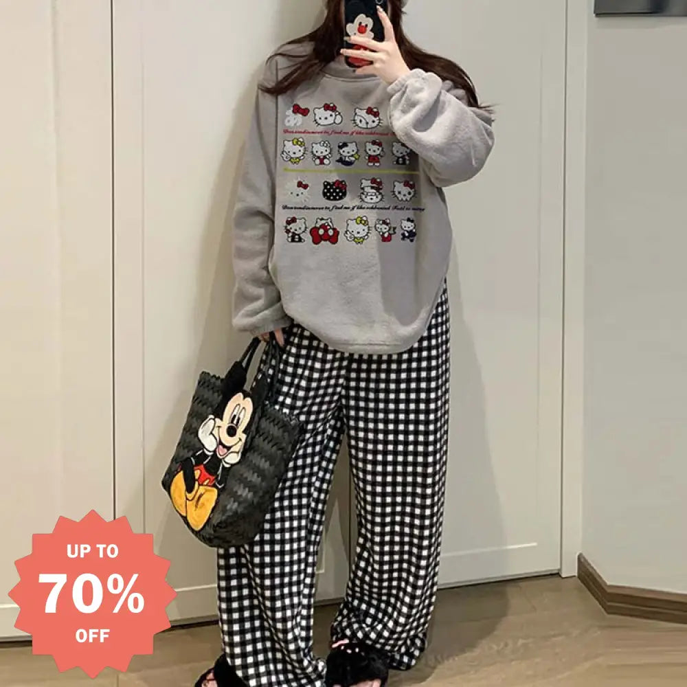 パジャマ レディース 秋冬 ハローキティ 珊瑚フリース 厚手 フリース裏起毛 セットアップ かわいい キャラクター チェック ビーズファー ホームウェア 暖かい 柔らかい 保温 快適 おしゃれ ルームウェア 自宅用 リラックス 着心地 ナチュラル ID2663
