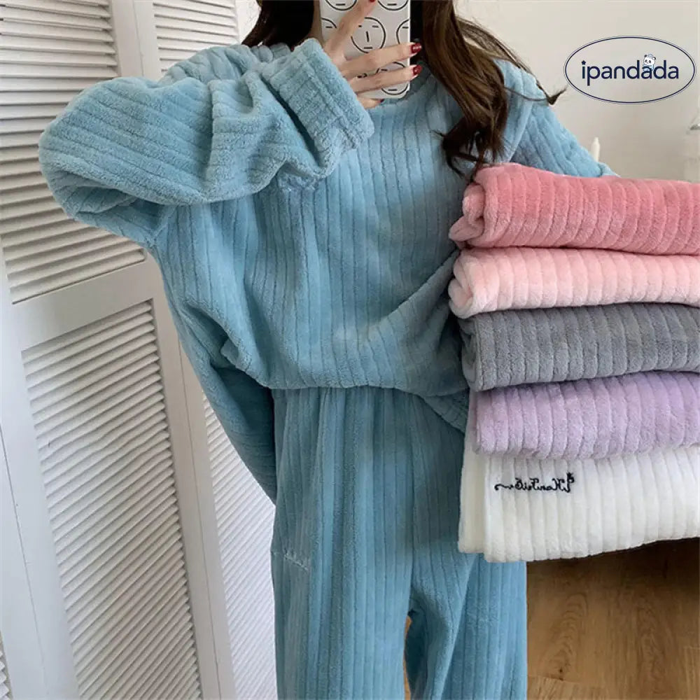 パジャマ レディース ルームウェア 上下セット 刺繍 秋 冬 もこもこ 部屋着 長袖 リラックス 厚手 寝間着 あったか 可愛い 長ズボン ふわふわ 暖かい ID2222