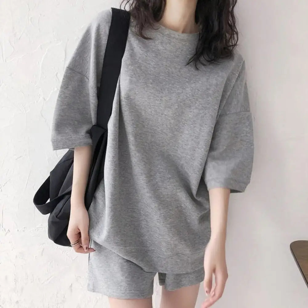 ID1061 パジャマ レディース スポーツ ホームウェア 外出対応 おしゃれ 半袖Tシャツ カジュアル2点セット ハイウエスト プラスサイズショートパンツ ライトグレー / M 外出着＞セットアップ