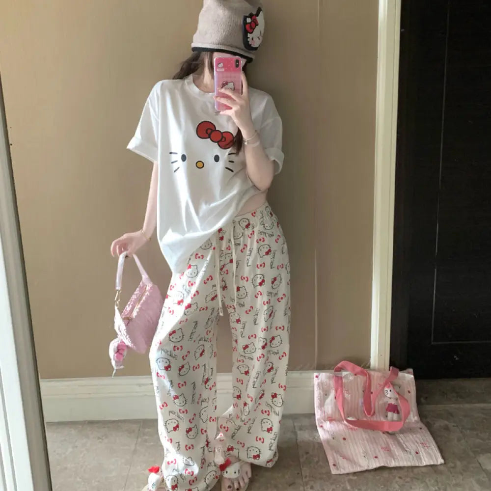 ID789 パジャマ レディース 夏 新作 2点セット ハローキティ プリント 綿 半袖 ショートパンツ ホームウェア ルームウェア 外出対応 インスタ風 キュート 通気性抜群 洗濯可能 部屋着 セット 薄手 おしゃれ インテリア