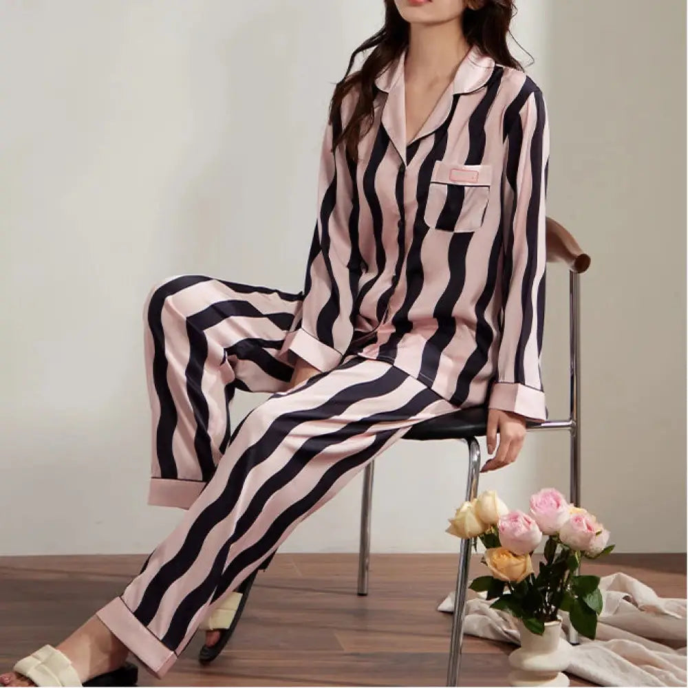 パジャマ レディース 新作 薄手 サテンシルク ルームウェア セット ID3919 写真通り / M