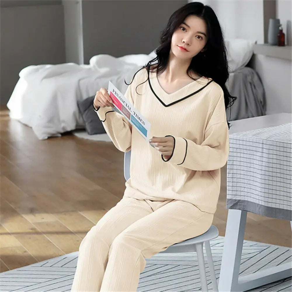 パジャマ ルームウェア 春 レディース 上下セット 部屋着 セットアップ 2点セット ナイトウェア 無地 春 秋 長袖 シャツパジャマ ストレッチ ズボン コットン 寝巻き 寝間着 可愛い おしゃれ 快適 おしゃれ ID3985 ベージュ