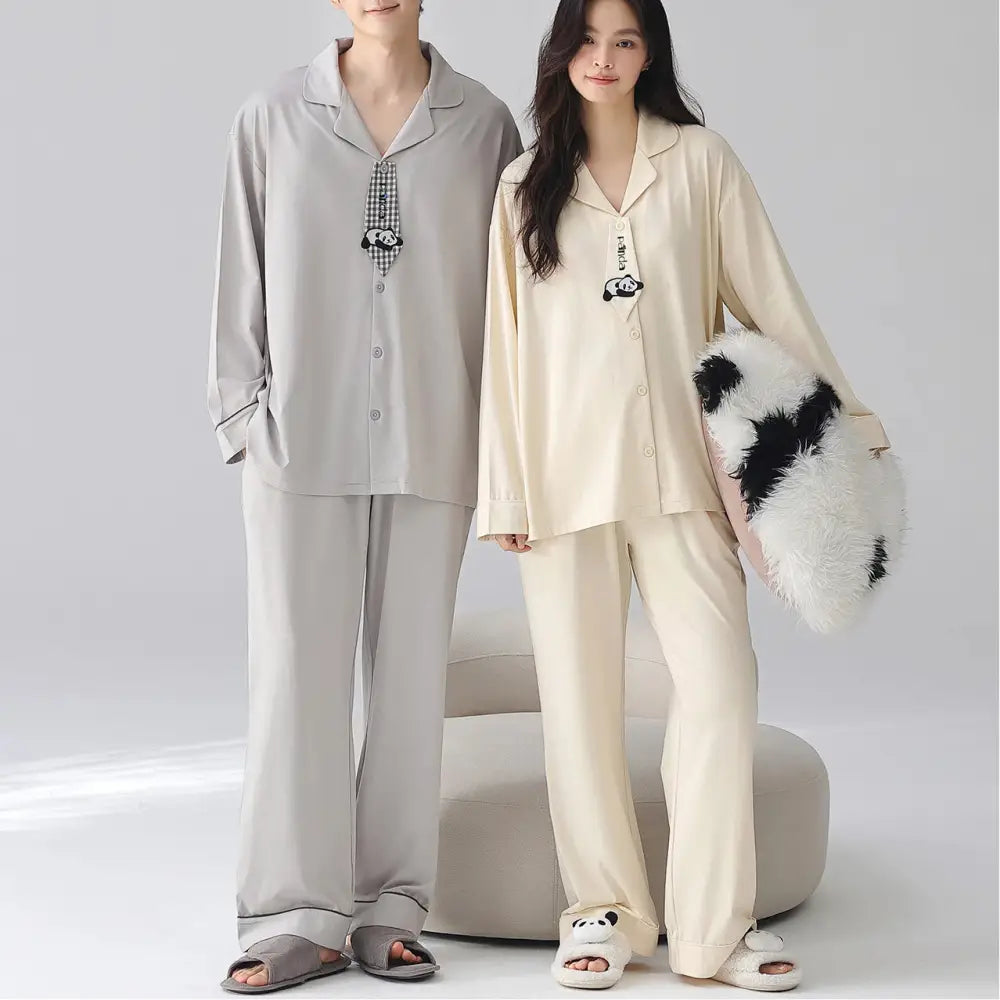 パンダ カップル パジャマ セット 春秋向け 長袖 ルームウェア 男女兼用 カジュアル 開襟シャツ かわいい キャラクター柄 家居服 ゆったり 家居着 ID4127 コーディネート＞ペアルック