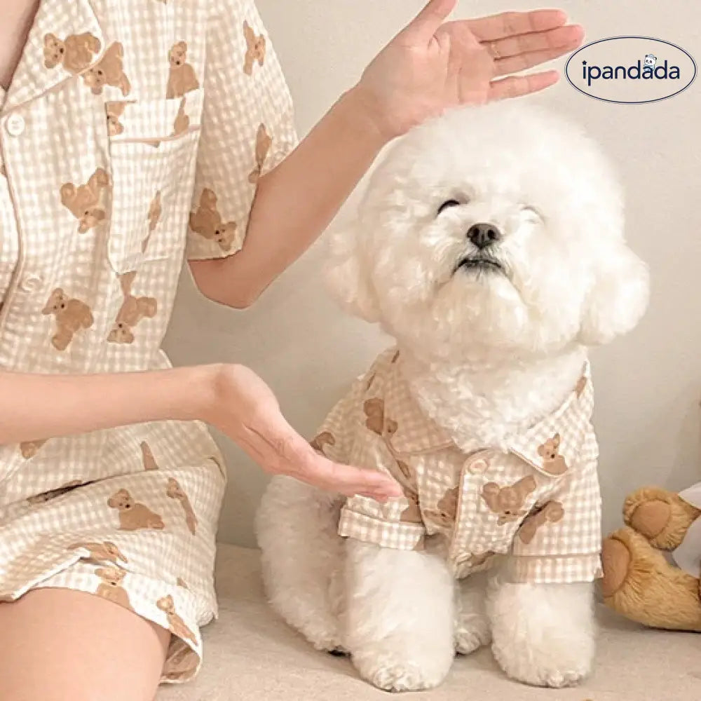 ペット 親子コーデ かわいい くま プリント 犬用 パジャマ 猫用 シャツ ペット 小さい 服 ペア おそろい オーナーウェア ペットウェア 涼しい 吸汗 通気性 軽やか 着心地 快適 カジュアル おしゃれ ペットファッション 春夏 薄手