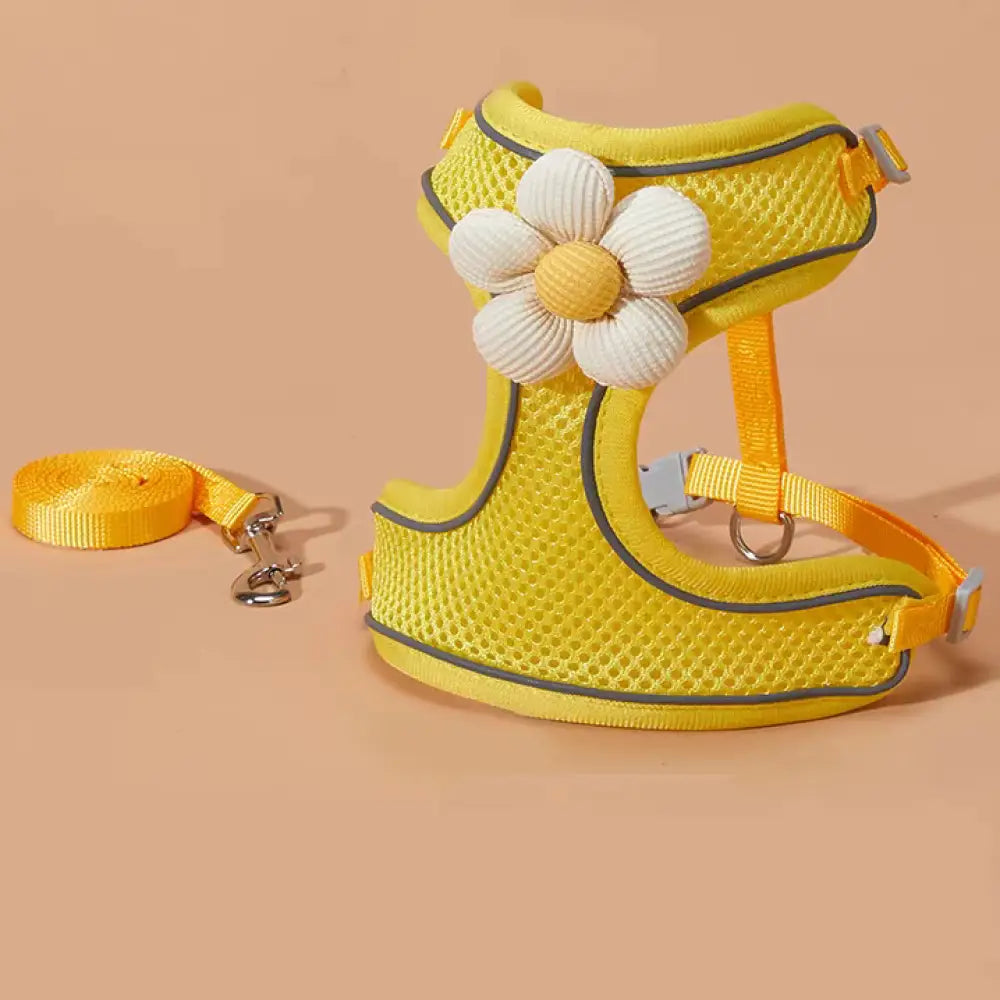 ID1178 ペット用おしゃれハーネス 花柄レースデザイン 小型犬・猫用 通気性抜群 散歩用ベスト お散歩 お出かけ アウトドア 通気性イエロー / S ペット用品＞ハーネス・リード