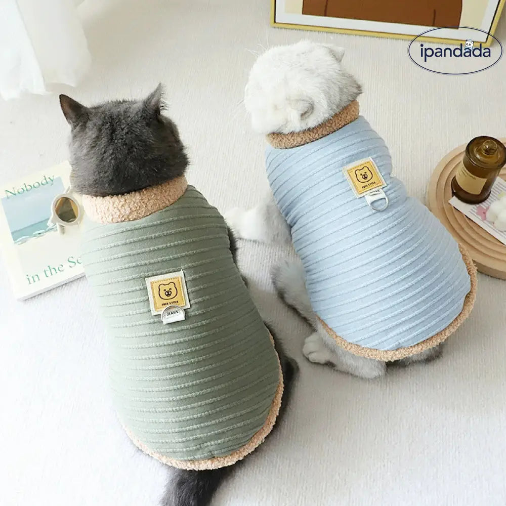 ペットウェア 秋冬用 保温 裏起毛 厚手 フリース 猫用・犬用 ベスト 型 綿素材 ジャンパー 丸首 フード付き ID3453