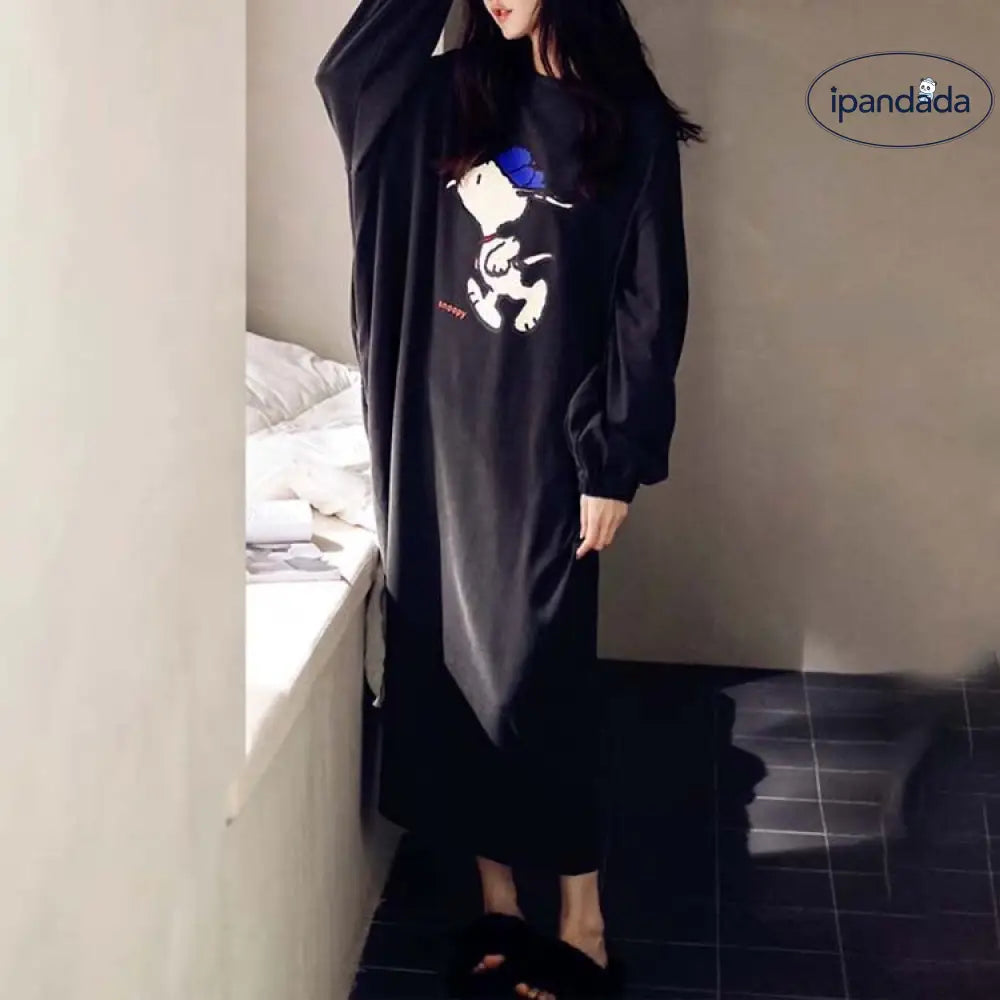 ピーナッツ ネグリジェ ホームウェア 長袖 黒 スヌーピー ワンピース 暖かい 柔らかい 保温 快適 おしゃれ ルームウェア 自宅用 リラックス 着心地 ナチュラル ID2828