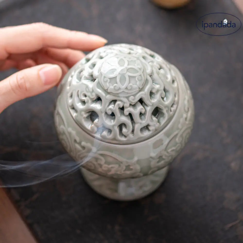 青磁 透かし彫り デザイン 香炉 陶器 茶道 お香 アロマ インテリア