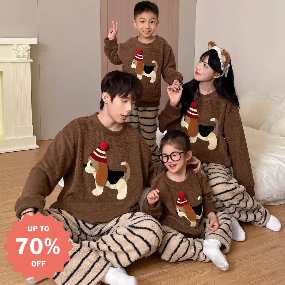 秋冬 珊瑚フリース 子供 パジャマ ダックスフント 家族 3 4人 保温 フランネル 親子 ホームウェア セットアップ 暖かい 柔らかい 快適 おしゃれ ルームウェア 自宅用 リラックス 着心地 ナチュラル ゆったり ファミリー ID2835