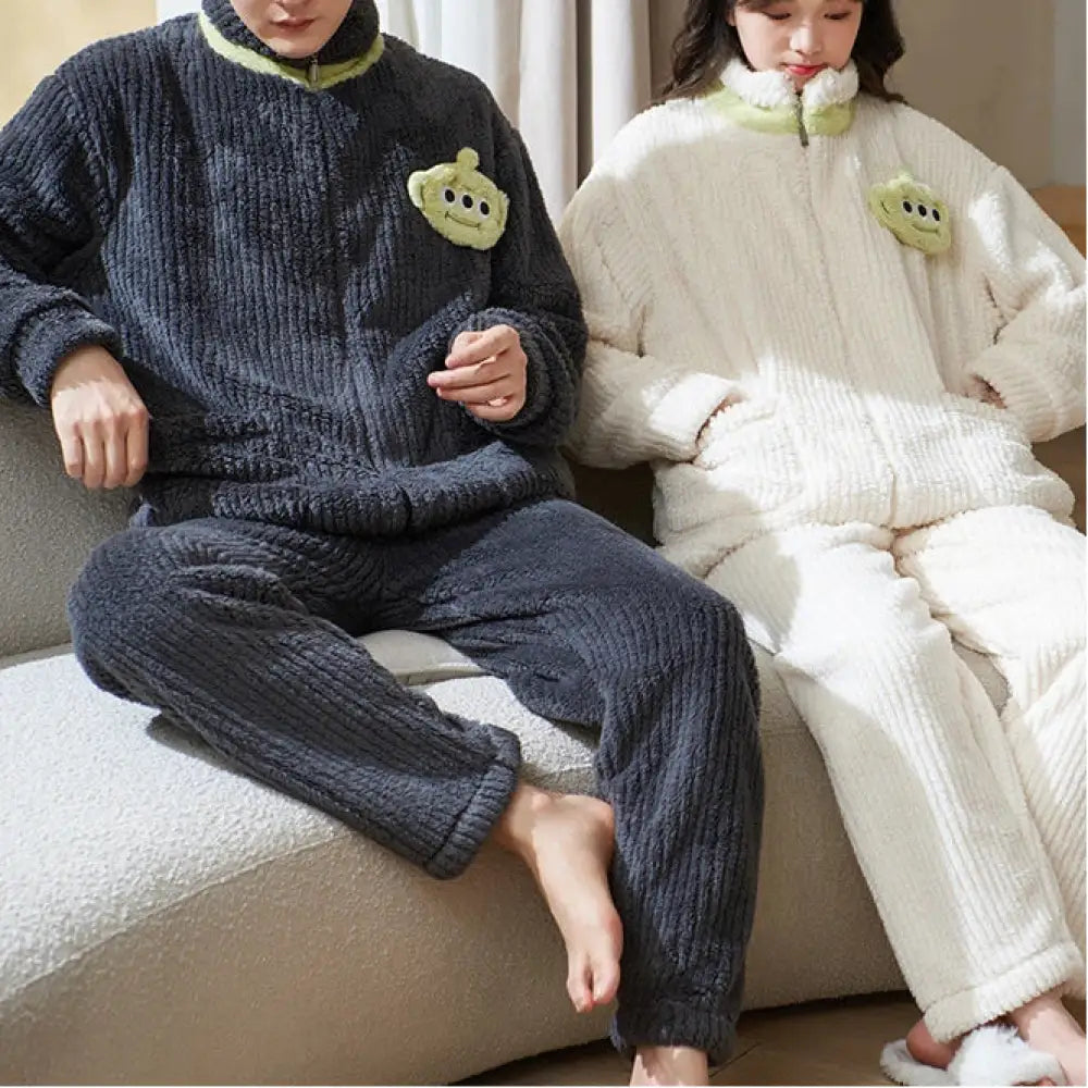 秋冬 カップル パジャマ コーラルフリース 厚手 保温 ルームウェア 男女兼用 冬 カジュアルスタイル セット ID3742