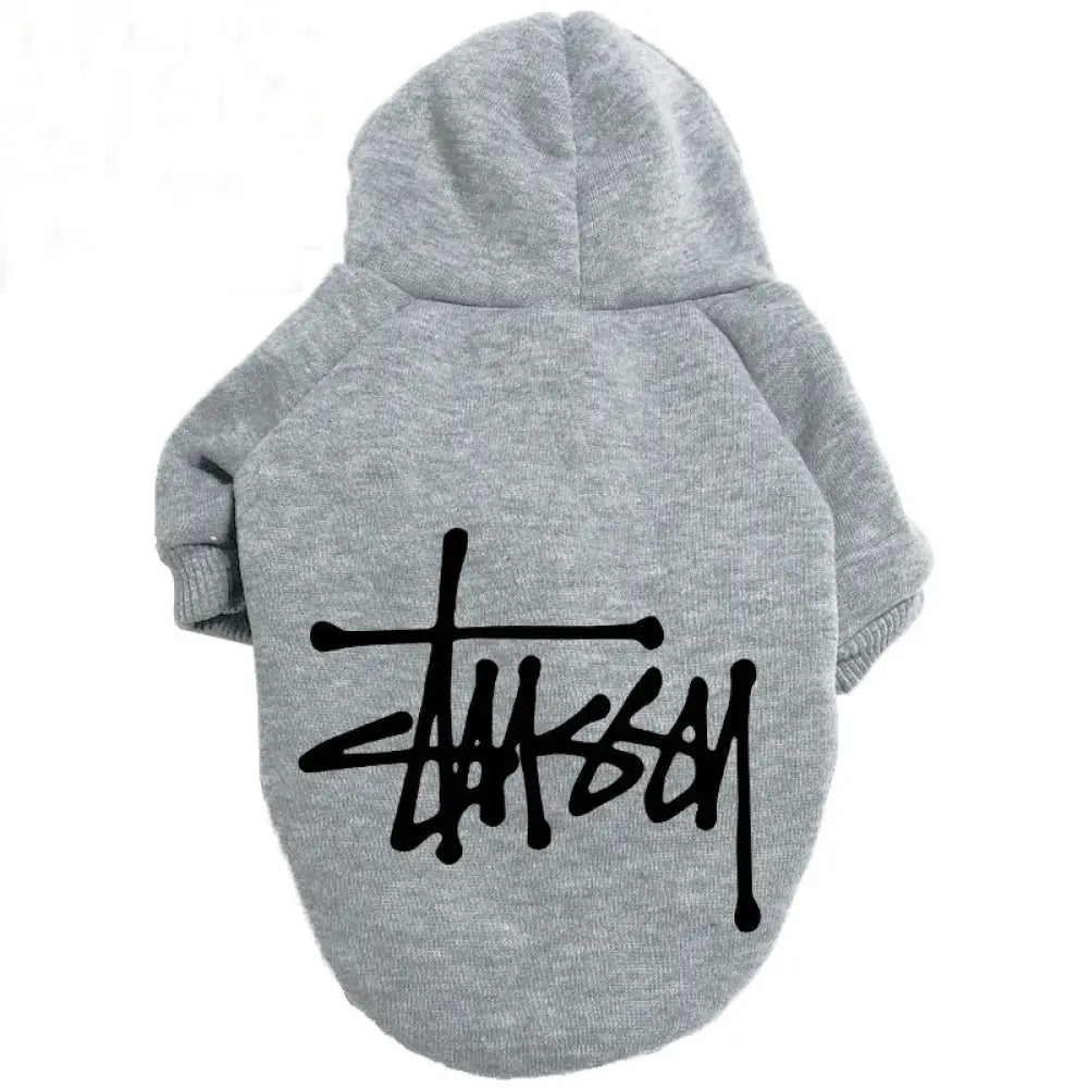 秋冬 ペット服 レタープリント トレンド おしゃれ 人気 犬用 フリース裏起毛 パーカー フード付き スポーツウェア 小型犬 中型犬 大型犬 変身 防寒 暖かい 快適 撥水 外出用 インスタ映え ブランド風 厚手 ストリート カジュアル