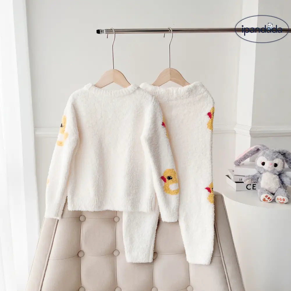 秋冬 ソフト フワフワ 親子 子供 可愛い 黄色いアヒル カーディガン 丸首 長袖 長ズボン パジャマ セット ID3267
