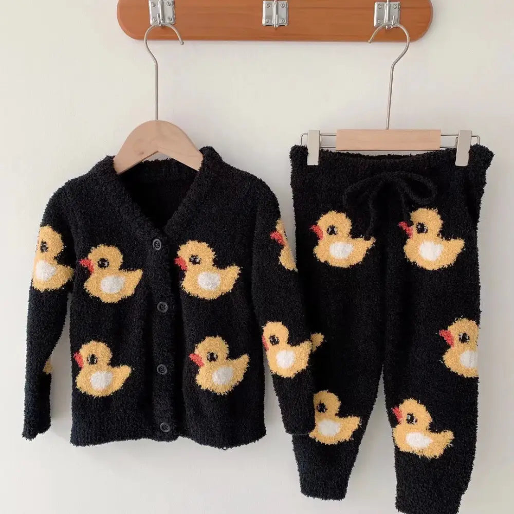 秋冬 ソフト フワフワ 親子 子供 可愛い 黄色いアヒル カーディガン 丸首 長袖 長ズボン パジャマ セット ID3267 ブラック / XS / カーディガン