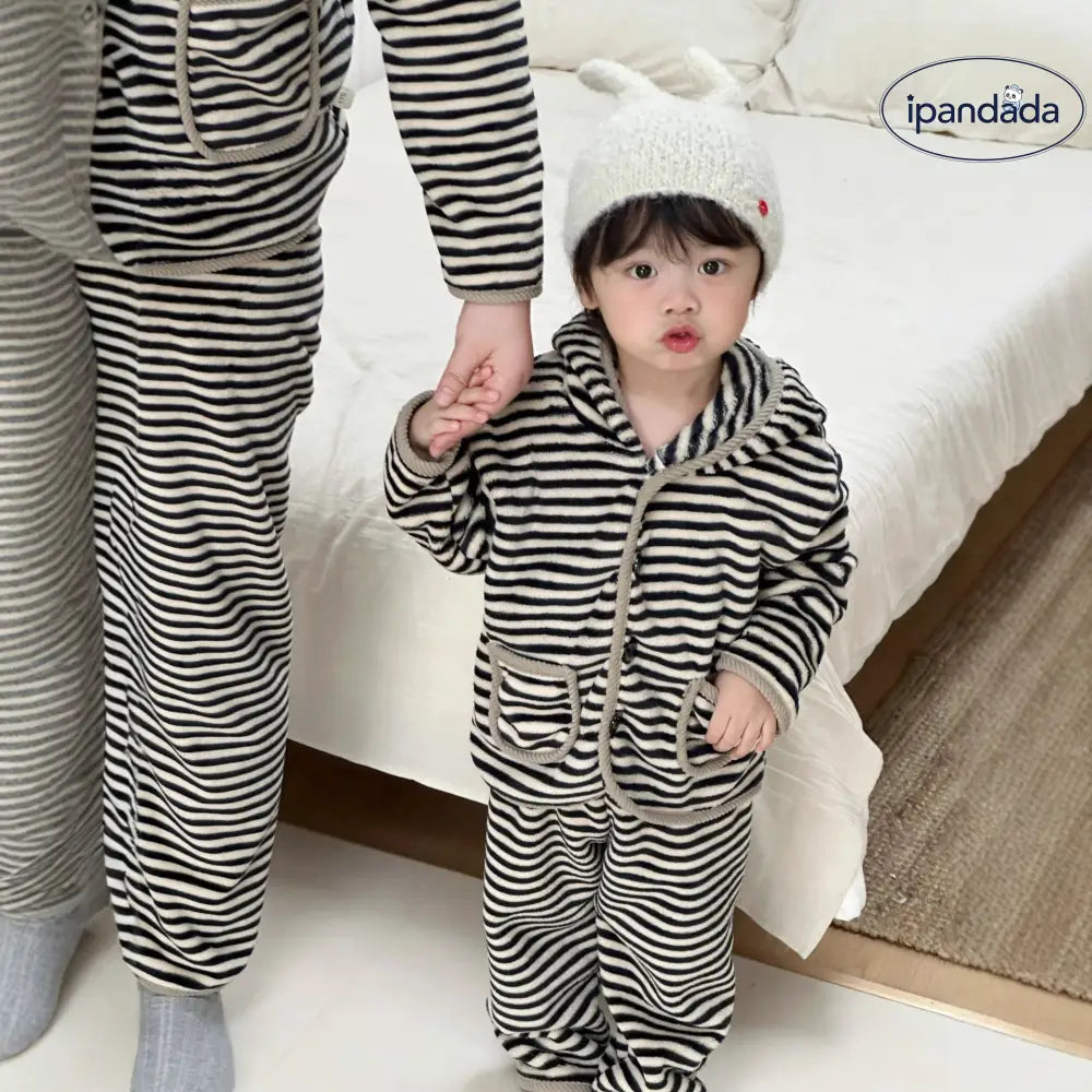秋冬 子供 パジャマ 男の子 女の子 保温 フリース 親子 ルームウェア ベビー ストライプ フード付き パジャマ ID2957