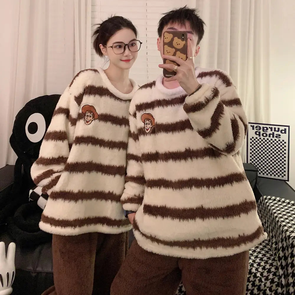 ラウンドネック スティッチ コーラルフリース カップル パジャマ レディース 冬用 裏起毛 厚手 保温 かわいい フランネル ルームウェア セットアップ ID3845 タイプ③ / レディースＭ コーディネート＞ペアルック