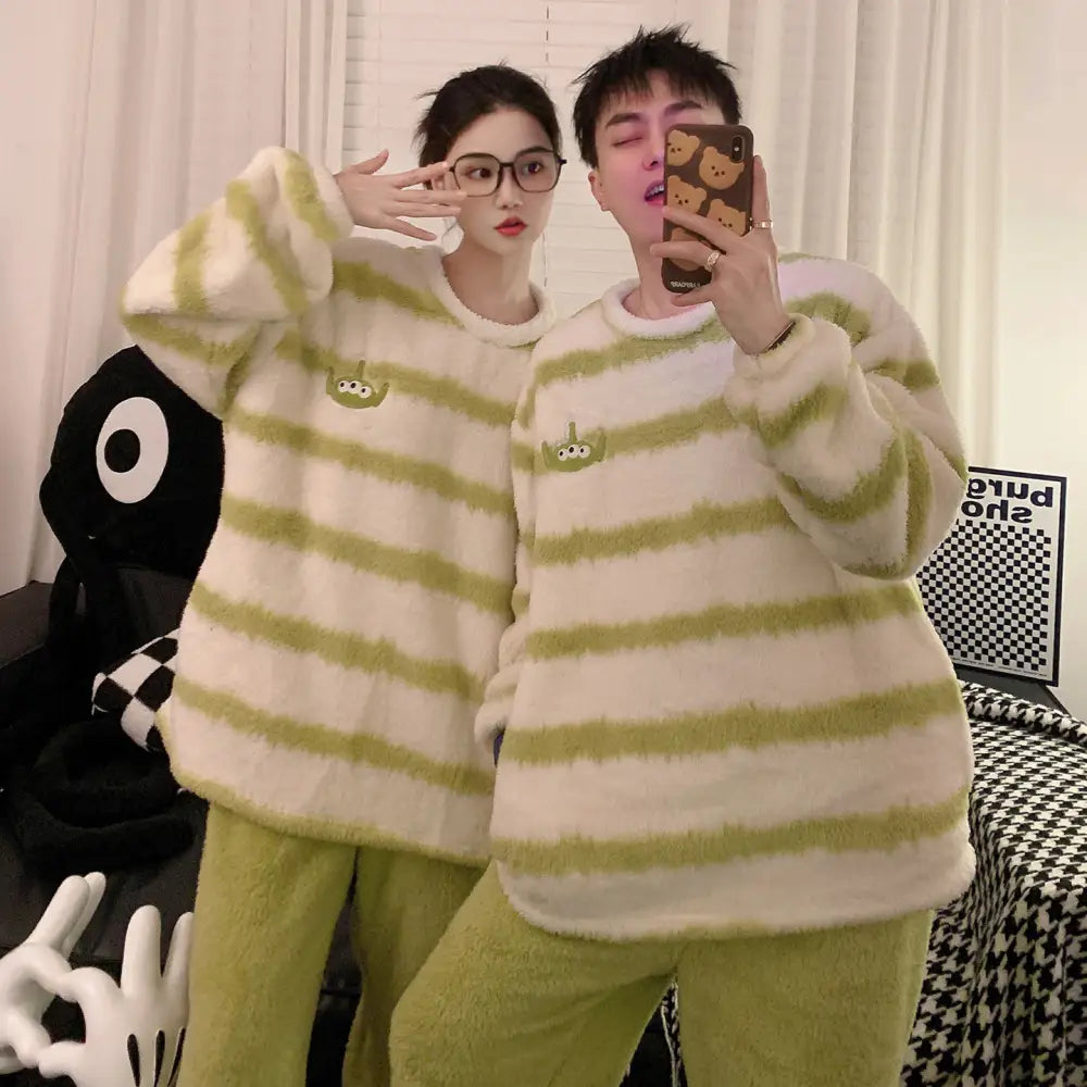 ラウンドネック スティッチ コーラルフリース カップル パジャマ レディース 冬用 裏起毛 厚手 保温 かわいい フランネル ルームウェア セットアップ ID3845 タイプ⑤ / レディースＭ コーディネート＞ペアルック