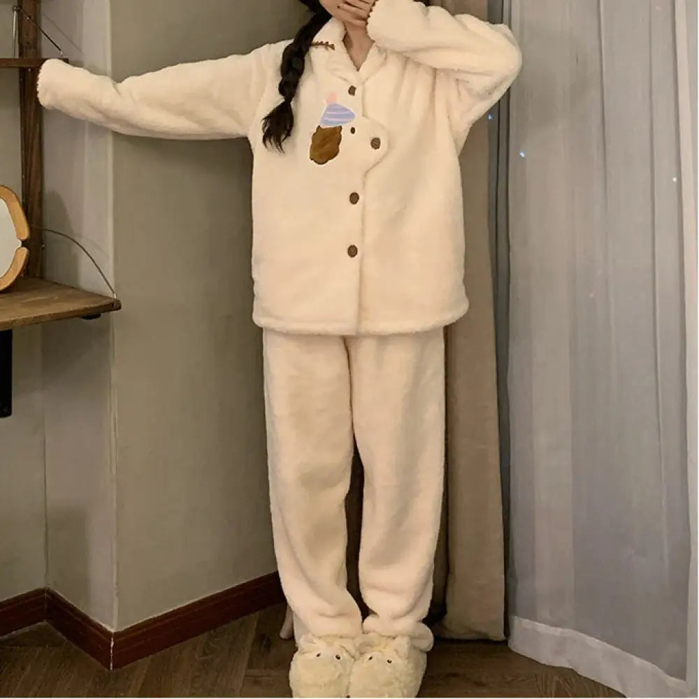 レディース パジャマ 新作 フリース 裏起毛 厚手 長袖 ロングパンツ かわいい 可愛い 暖かい あったか 長袖 部屋着 ふわもこ モコモコ ルームウェア セットク リスマス ギフト ID3573 レディース＞セットアップ