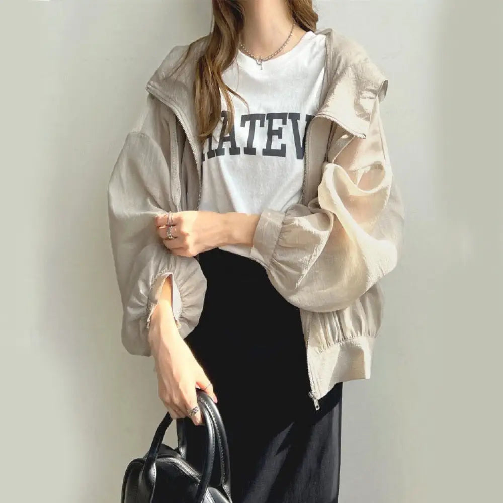ID1207 レディース UVカットパーカー 2025夏新作 日本デザイン 超薄手 フード付き 日差しカット 接触冷感 おしゃれ ストリート UPF50 + 洗える 5色展開 カーキ / フリー レディース > トップス