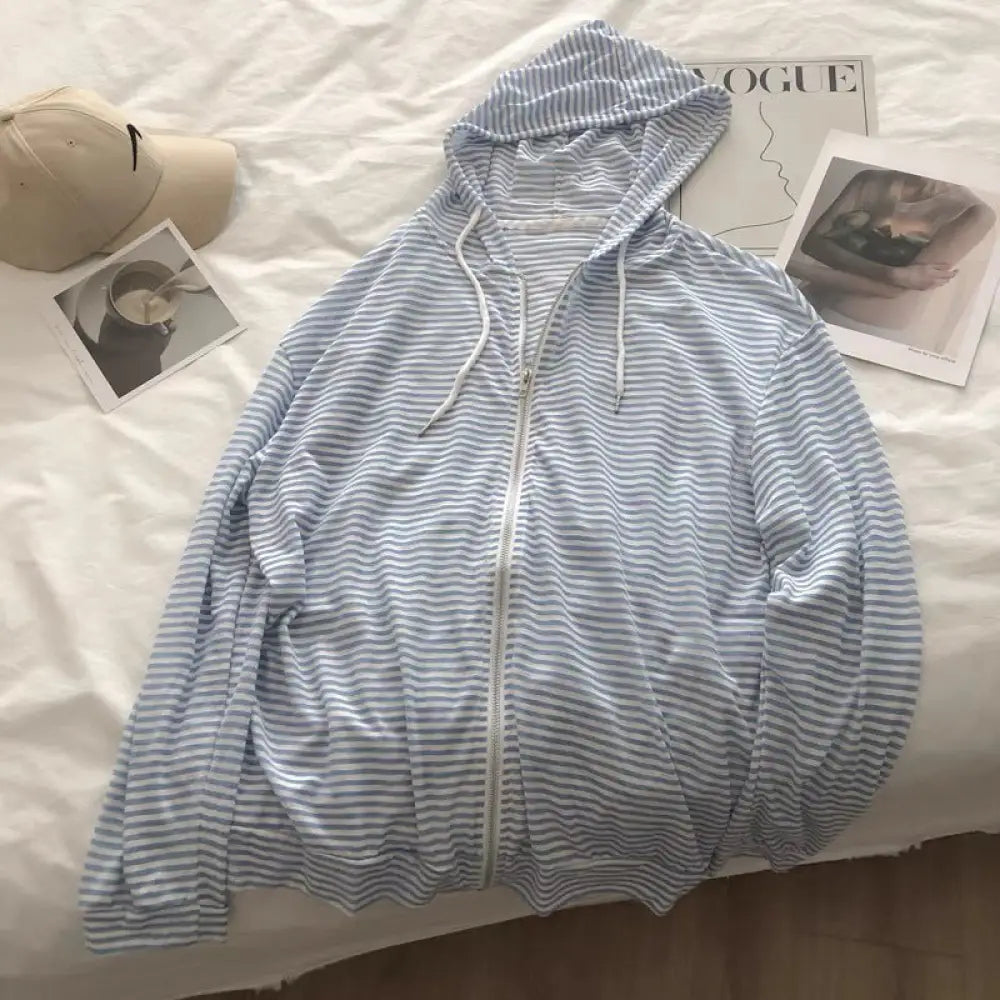 ID1417 レディース 夏 シルエットスリム シャドウストライプ ジップアップカーディガン フード付き 超薄手 ゆったり UVプロテクション 冷房対策 肌に優しい おしゃれ実用派 ブルー / M 外出着>アウター