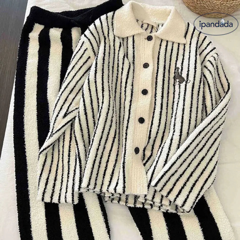 シンプル ブラック ホワイト ストライプ フリース パジャマ レディース 秋冬 新作 ニット 保温 ルームウェアセット 部屋着 寝間着 可愛い ID3958 レディース＞セットアップ