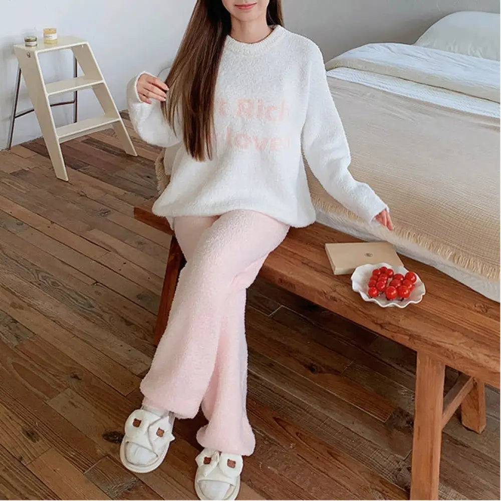 スイート ソフト フワフワ パジャマ レディース 秋冬 ハーフフリース ルームウェア 厚手 保温 シンプル かわいい 可愛い 暖かい あったか 長袖 部屋着 ふわもこ モコモコ セット ID3521 レディース＞セットアップ