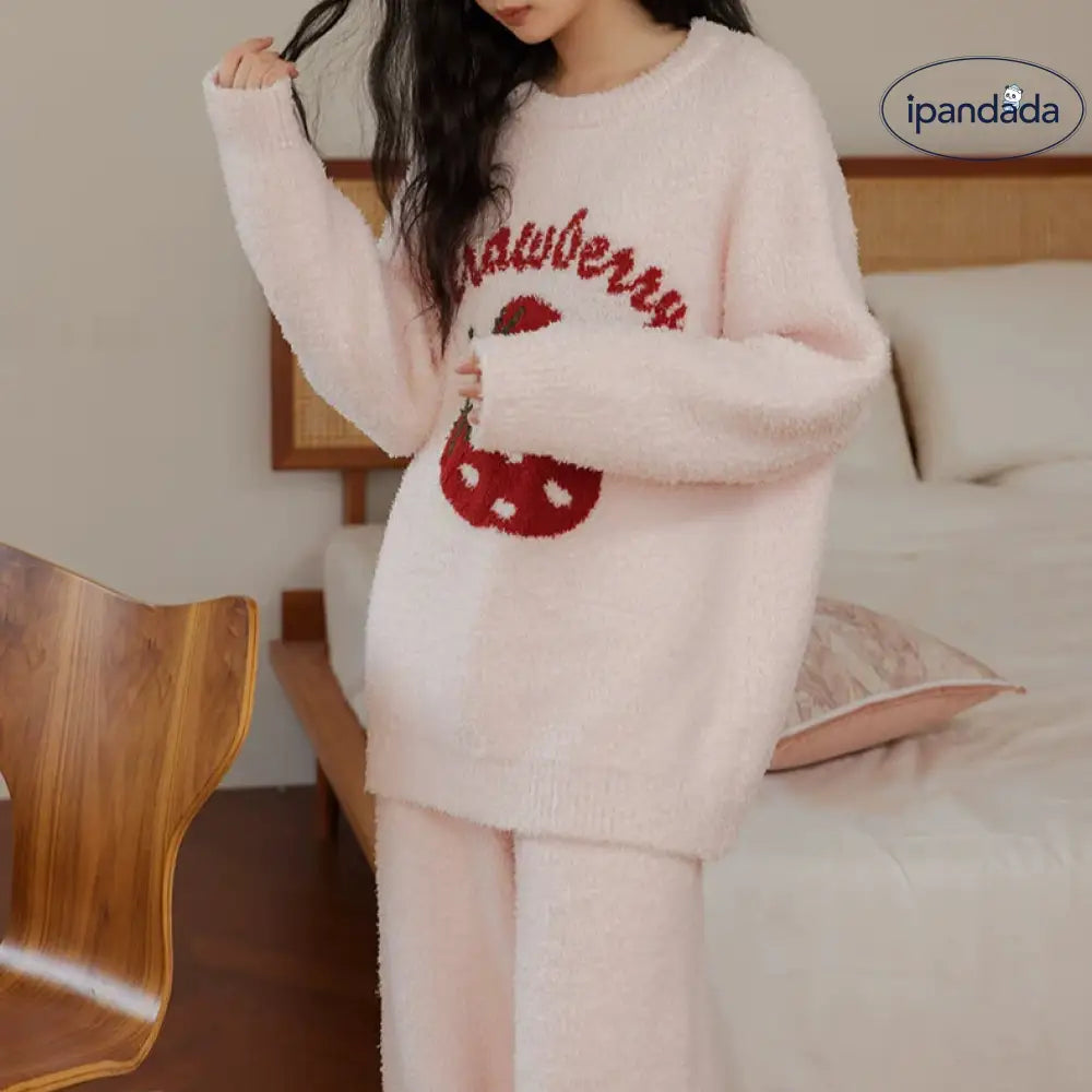 スタイルアップ いちご パジャマ レディース 上下セット 可愛いパジャマ アルファベット あったか ゆったり 女の子 レディース＞セットアップ