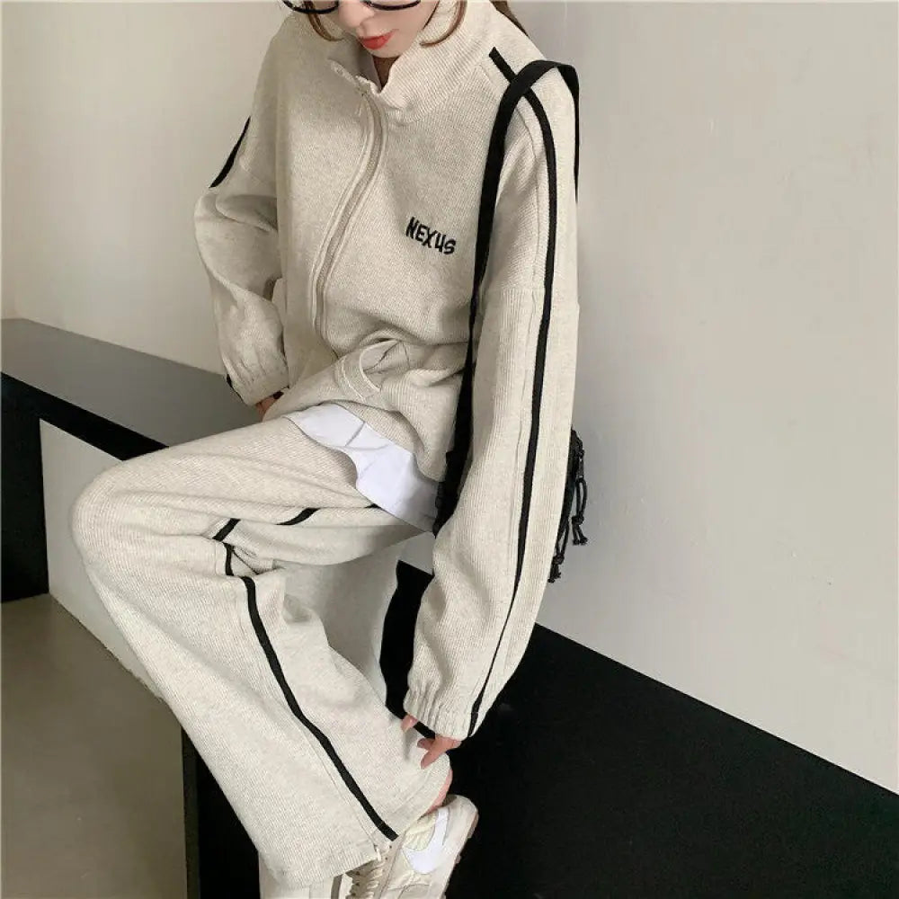 スウェット セットアップ レディース 上下 セット ジャージ ルームウェア パンツ 部屋着 長袖 ジップ 可愛い お洒落 スポーツウェア オールシーズン グレー ネイビー 春 夏 秋 冬 学生 大きいサイズ M L XL 2XL 旅行