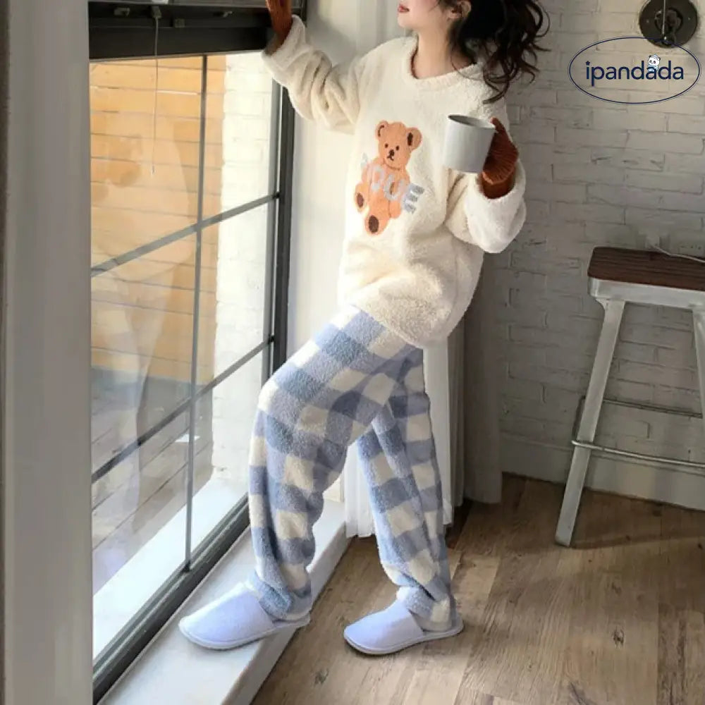 スウィート パジャマ ふわもこ レディース くま柄 ナイトウェア 暖か 配色 ギフト プレゼント 部屋着 丸洗いOK レディース＞セットアップ