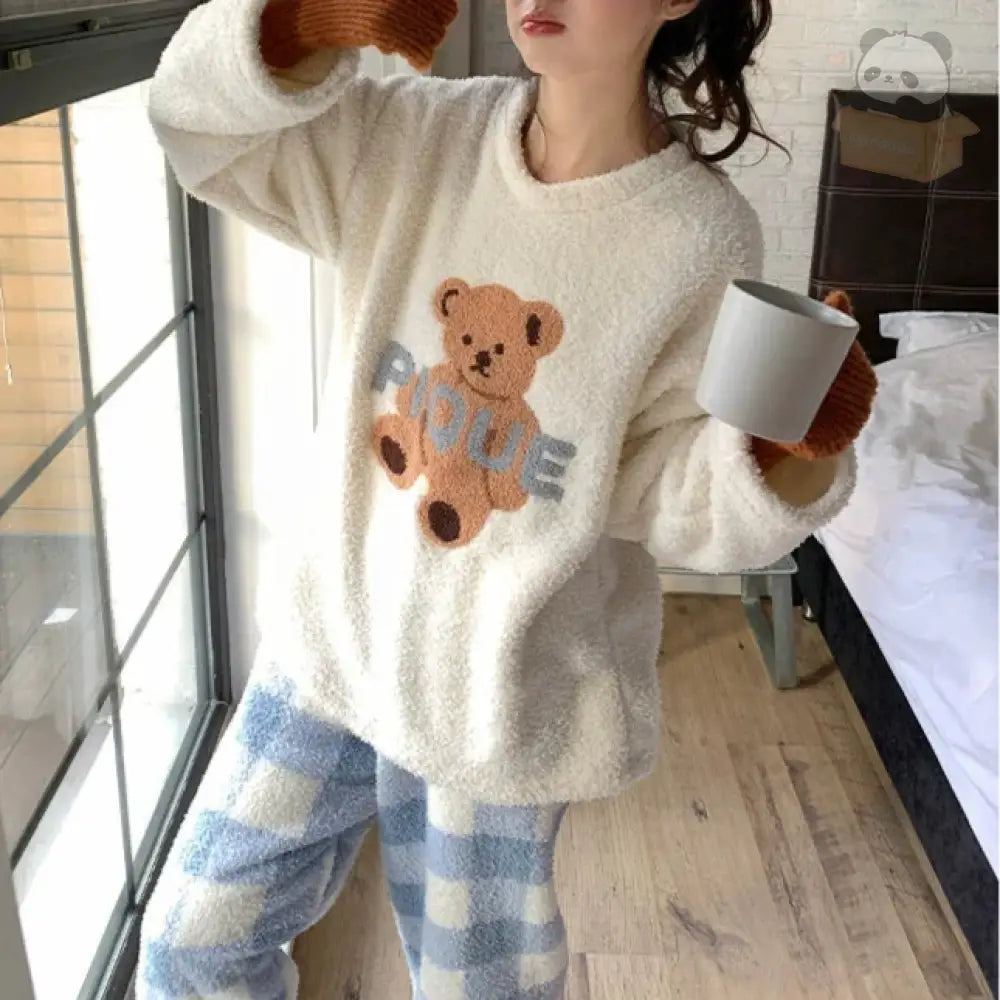 スウィート パジャマ ふわもこ レディース くま柄 ナイトウェア 暖か 配色 ギフト プレゼント 部屋着 丸洗いOK レディース＞セットアップ