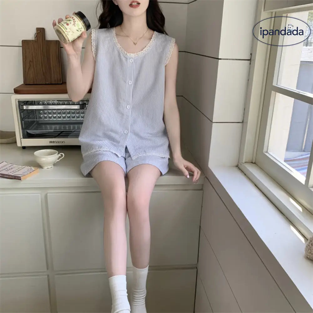 ID1273 夏用 ペティート ストラップ 胸パッド付き フリル縁 ショートパンツ セット クラウドコットン 薄手 涼感 抗菌 通気性抜群 おしゃれ かわいい ホーム＆外出用 ブルー / M レディース＞セットアップ