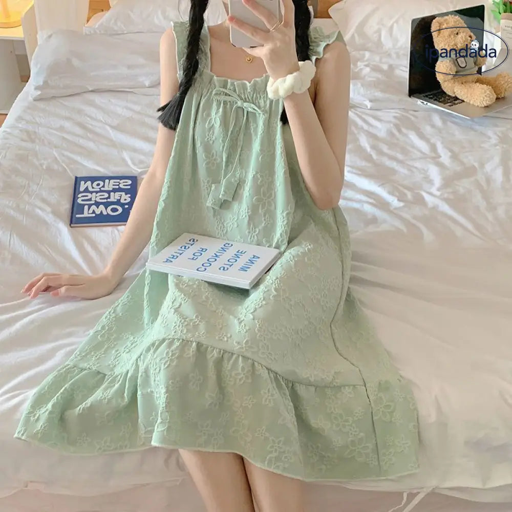 ID1630 夏用ストラップネグリジェ 学生さんに人気 薄手で涼しい プリンセス風 ゆったりルームウェア おうちカジュアルにも