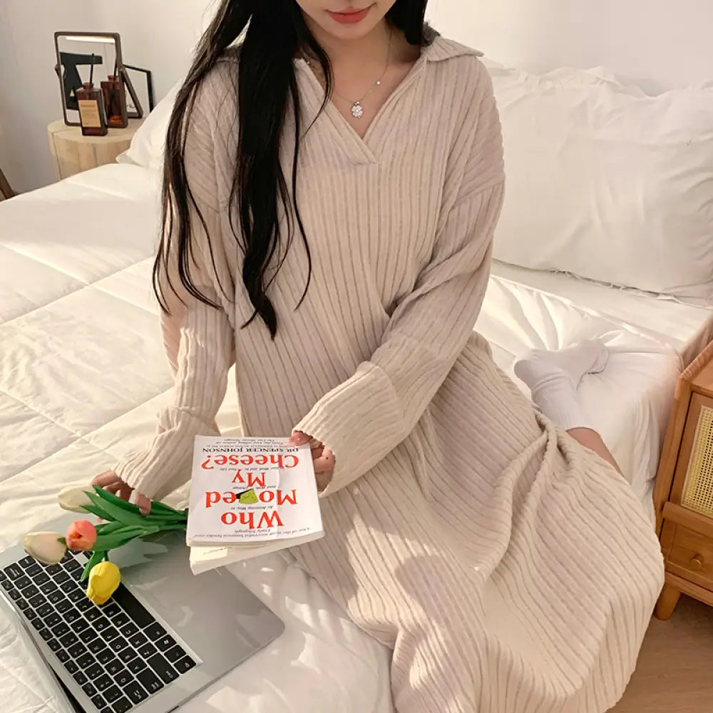 女性用 長袖 パジャマ 秋冬 新作 ニット フランネル インスタ風 ダークグレー ロングドレス ルームウェア ID2103 ベージュ / M レディース>ワンピース
