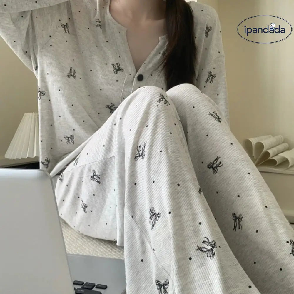 小花柄 ボタン開き パジャマ セット 長袖 長ズボン ゆったり ルームウェア 部屋着 女子 春秋 かわいい 肌触りよい 2点セット ID4054 レディース＞セットアップ