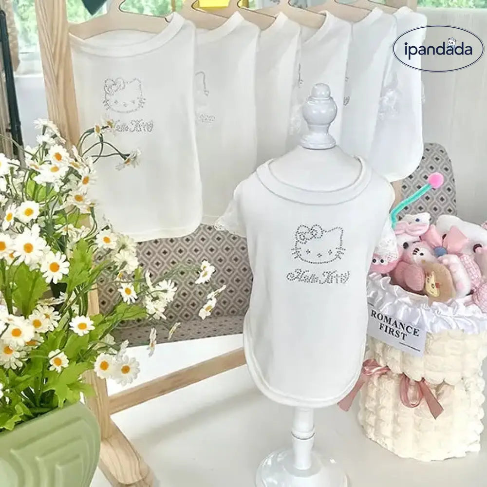 ID1672 新作 ハローキティ 夏 ペット服 ローズコレクション スパンコール レース フリル ツーレッグ クールウェア 涼感 通気性 小型犬 猫用 洗える