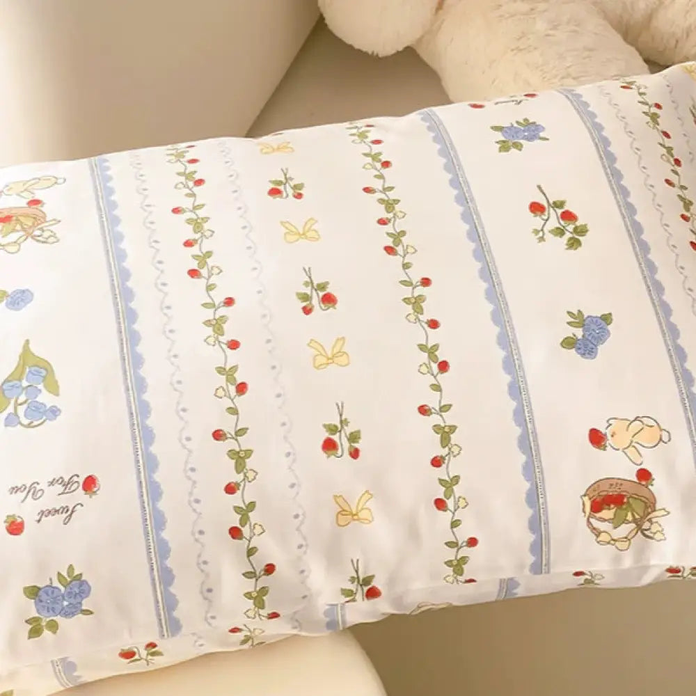 枕カバー 48x74cm おしゃれ 花柄 ストロベリー カバー カップル 寝具 やわ肌 お花 華やか プレゼント ギフト レディース 一個 / 48*74cm 寝具＞枕カバー