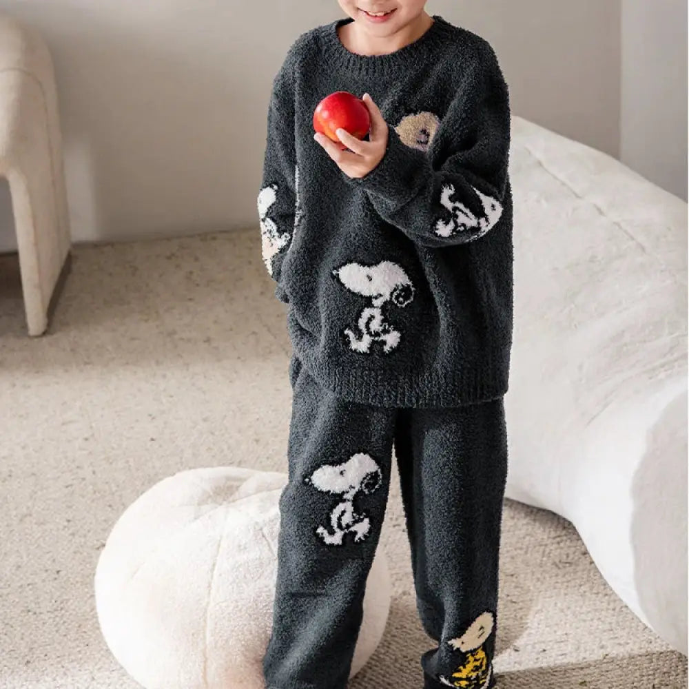 冬モデル コーラルフリース 子供用 パジャマ SNOOPY 可愛い刺繍 キャラクター柄 セット ホームウェア ID3217 男の子用 ダークグレー / 120cm