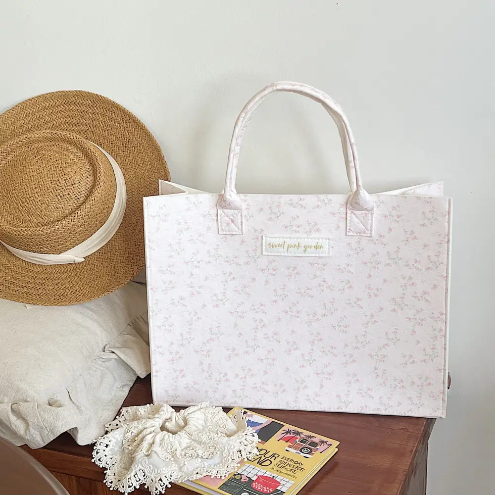 軽量 大容量 トートバッグ ウサギ フェルト バッグ 肩掛け 手提げ バッグ 通勤 通学 おしゃれ かわいい 人気 旅行 ID4429 タイプ② / S 31*25*13cm インテリア雑貨＞ファッション雑貨