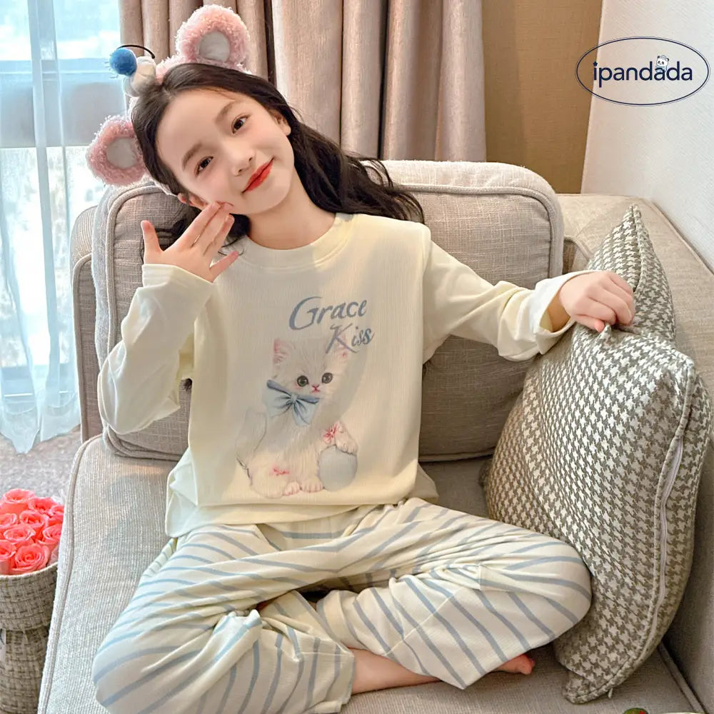 子供用 パジャマ 女の子 冬用 中学生向け デロン フリース ルームウェア 女児 人気 長袖 セットアップ ID2582