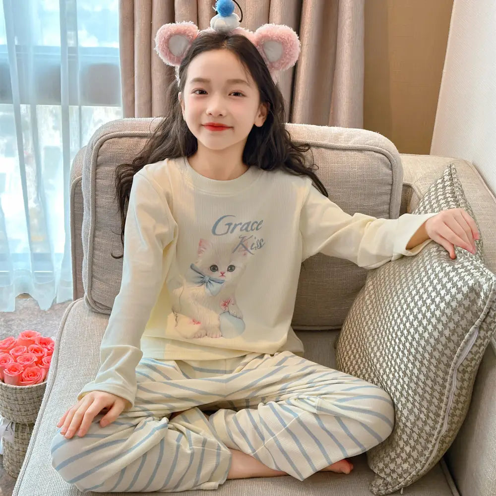 子供用 パジャマ 女の子 冬用 中学生向け デロン フリース ルームウェア 女児 人気 長袖 セットアップ ID2582 写真通り / 110cm