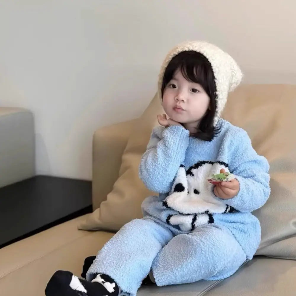子ども パジャマ ふわふわ ルームウェア 楽ちん 寝間着 かわいい お家 上下セット 両面起毛 2点セット 幼稚園 無地 吸湿 発熱 ブルー / 90cm キッズ＞キッズ（90-130cm）